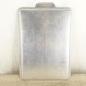 Vintage MIRRO 9"x13" Snap-On LID ONLY, Aluminum Cake Pan Cover, metal, brownies